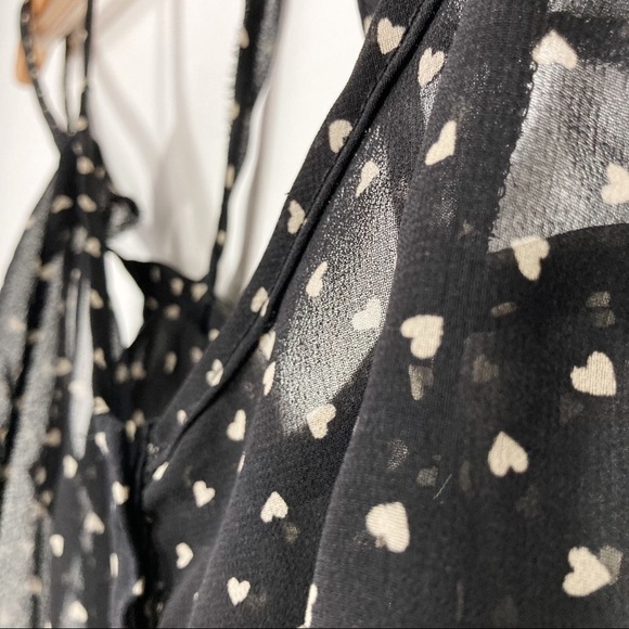 𝅺Brandy Melville Crossed Back Hearts Print Sheer Cami Tank Size M - Picture 4 of 12